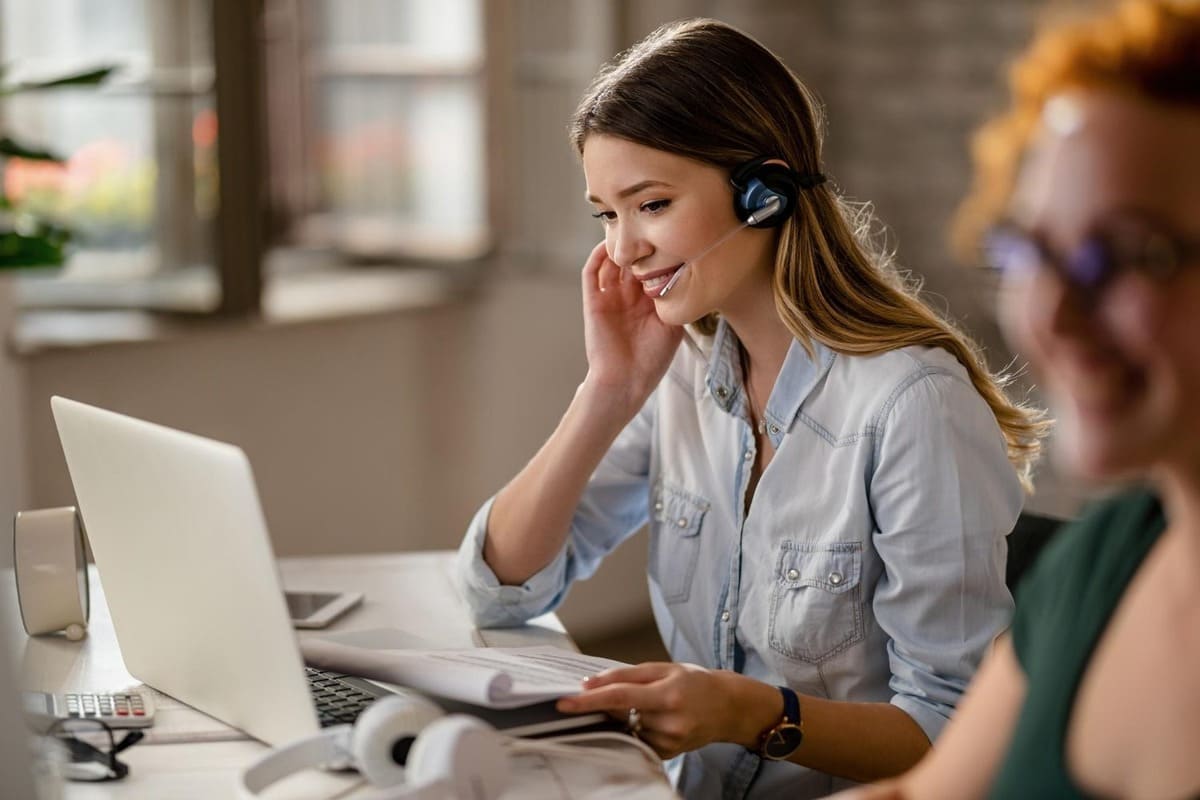 Home Office: Trabalhe de casa para a Happy Scribe e receba até R$ 2.835 por  mês - Hora do Emprego DF