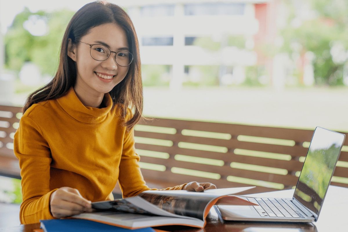 Vaga Home Office Para Jovem Aprendiz. Entre Diversos Benefícios Cartão
